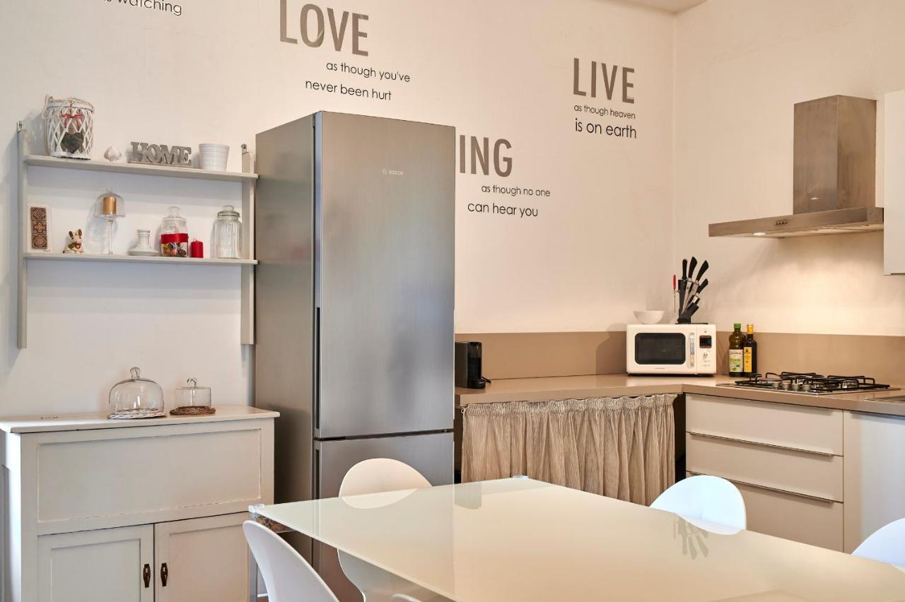 Anna Homestay Bergamo Bagian luar foto