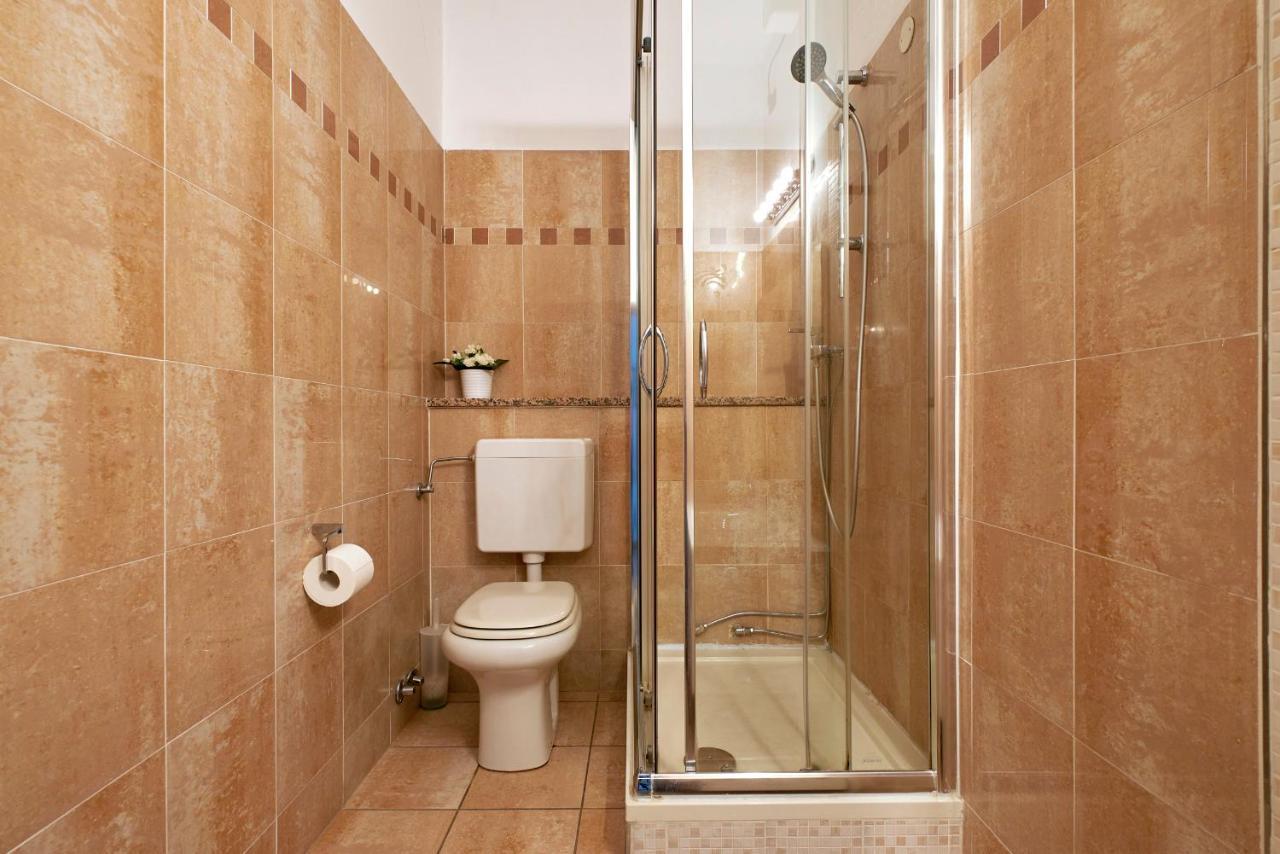 Anna Homestay Bergamo Bagian luar foto